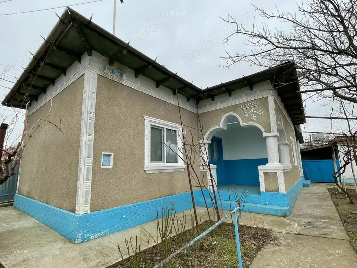Vand casa com. Nufaru - 1