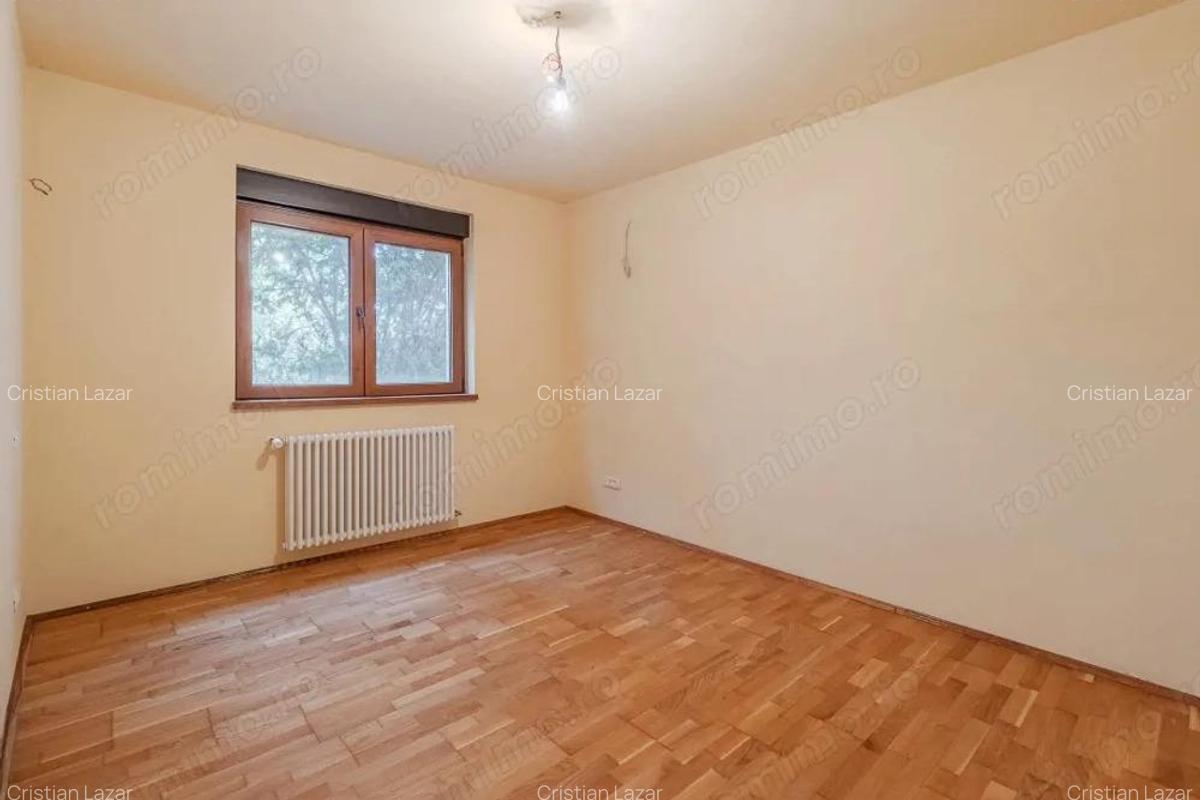 Casa Bor?, 10 camere, 477 mp construi?i - 19