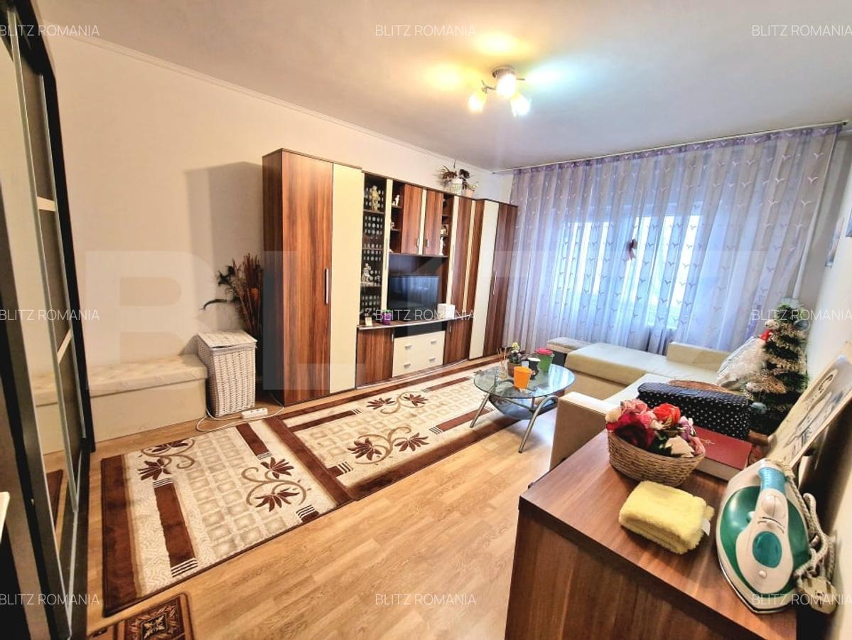 Apartament cu 1 camera decomandata, etajul 3, balcon, Calea Floresti - 4