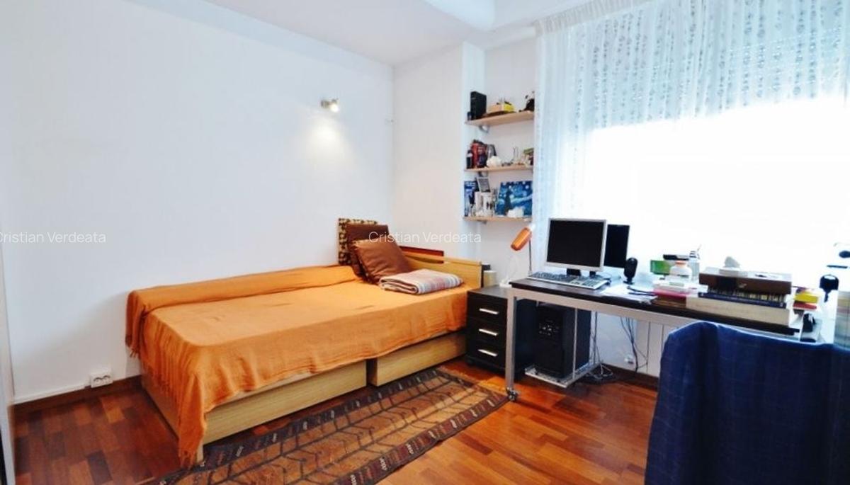 APARTAMENT INTERESANT | 4 CAMERE LA PARTER CU TERASA DE 115 MP | GARAJ - 16