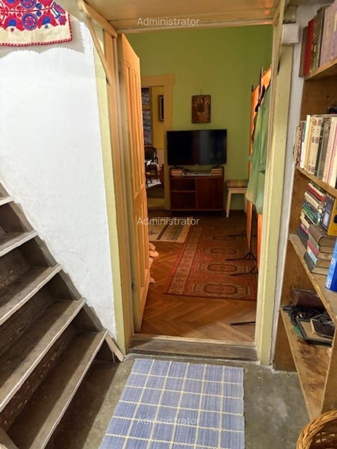 CASA S+P cu teren imprejmuit de 440 mp- singur in curte- zona Piata Armatei - 6