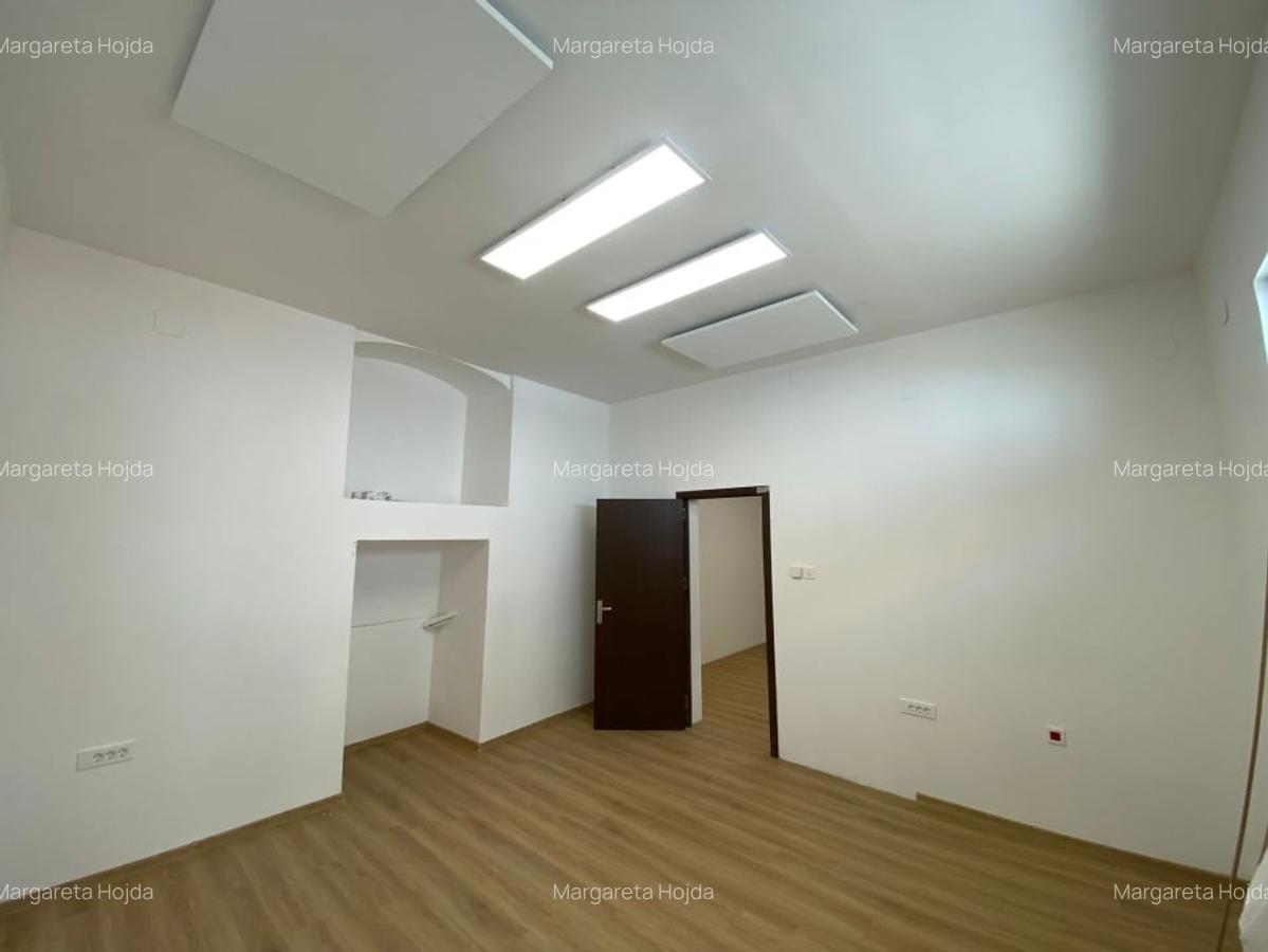 Spatiu comercial ultracentral format din 2 camere cu 2 intrari separate, 40,18mp - 5
