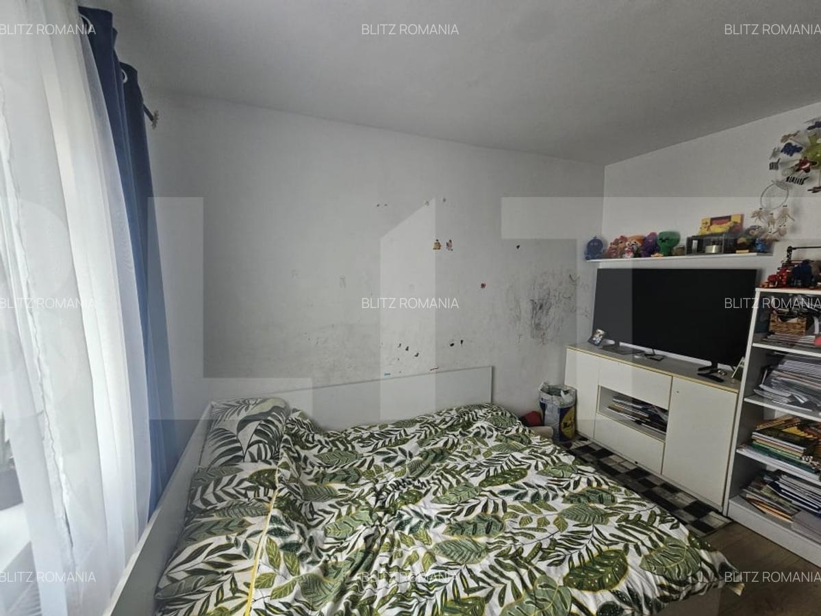 Apartament de vanzare, cu 3 camere, 70 mp, zona Lipovei - 11