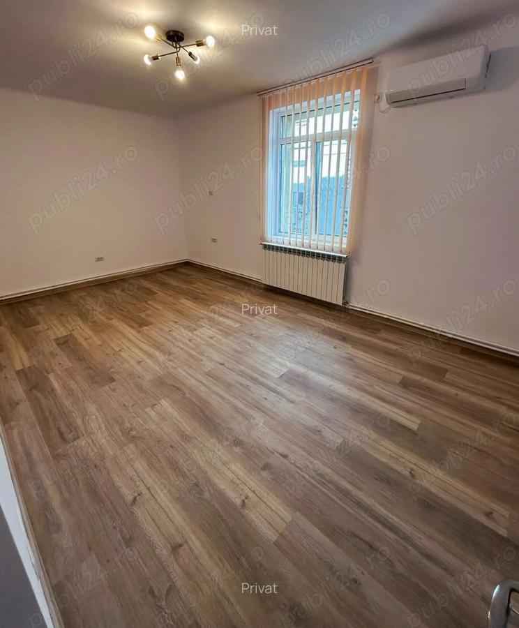 Inchiriez apartament ultracentral, 3 camere, renovat 84 mp - 3