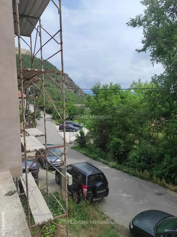 Nivelul unei vile,zona Ceta?ii - 3