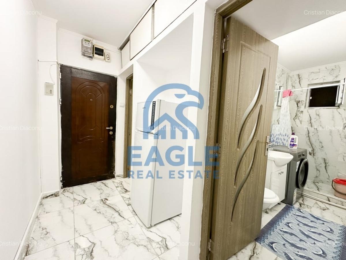 Tomis Nord - 2 Camere semidecomandat renovat cu balcon pe termen lung - 13