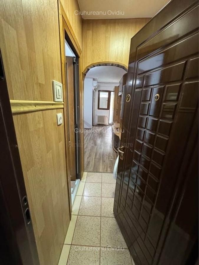 Garsoniera Baza3 etajul 3 din 4 - 1
