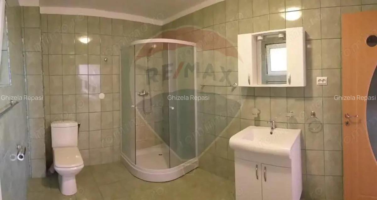 Casa / Vila cu 5 camere de vanzare - 7