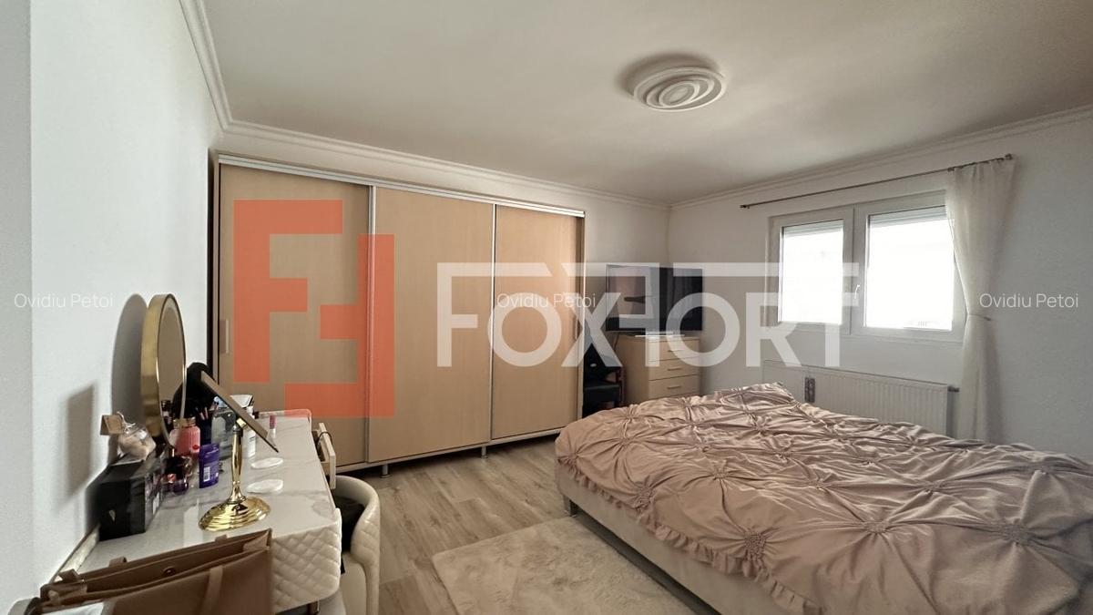 Casa individuala 8 camere, 400 mp, in Mosnita Noua vatra satului - 18