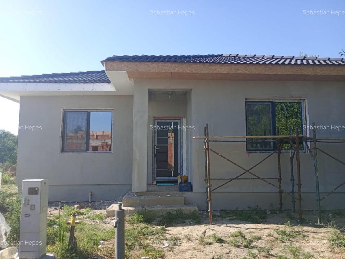 VANZARE CASA PARTER, DEZVOLTATOR, UTVIN - 2