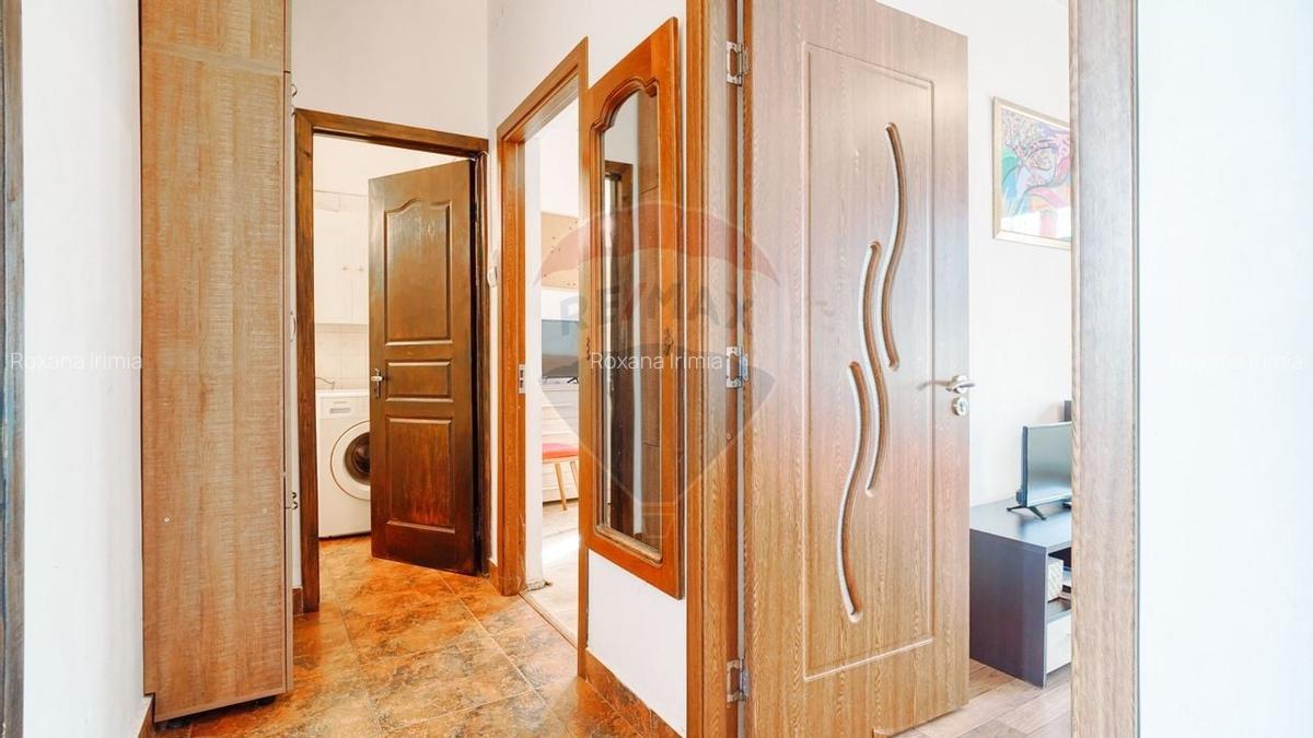 Apartament de Vanzare cu 2 Camere / Zona Tractorul - 3