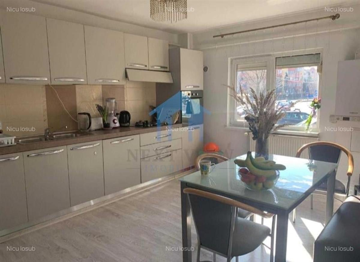 Apartament 2 camere, Plopilor - 6