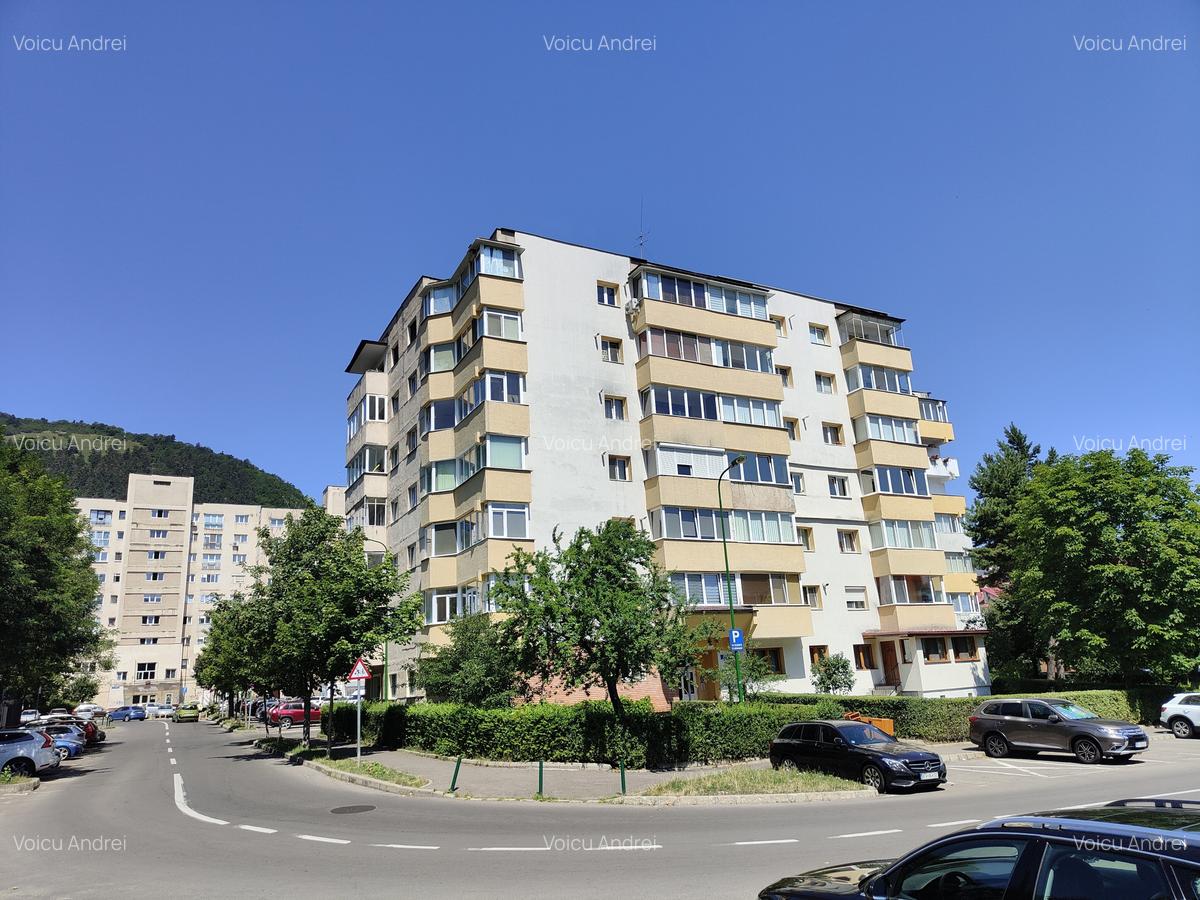 Apartament cu 3 camere decomandat în Răcădău - 9