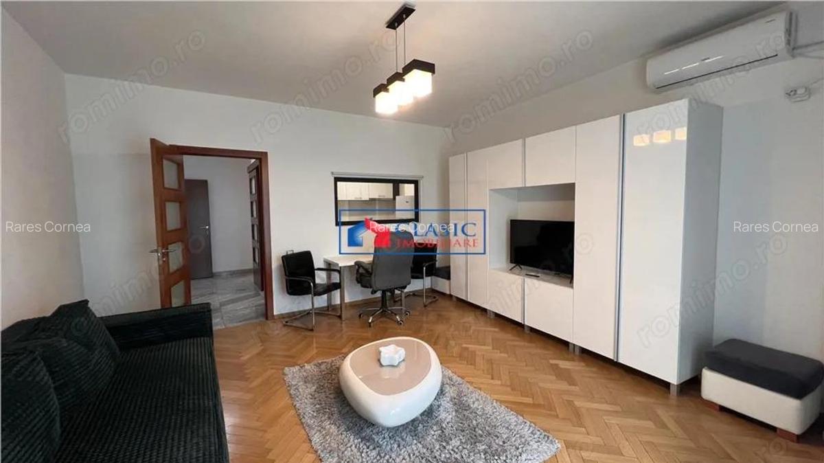 Inchiriere apartament 2 camere decomandate modern bloc nou Central zona Platinia Mall - 3