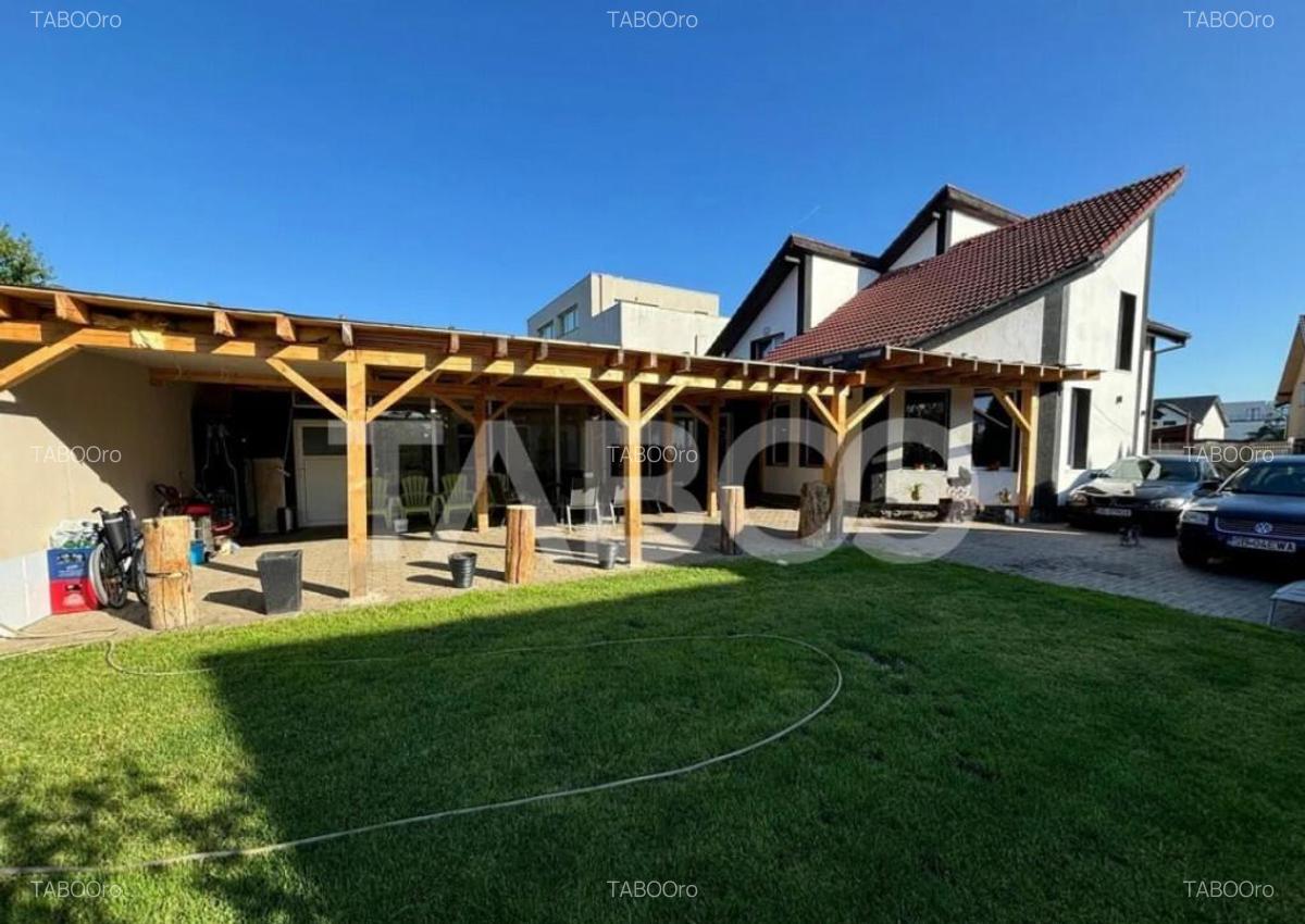 Casa individuala 4 camere cu teren generos si terasa inchisa - 1