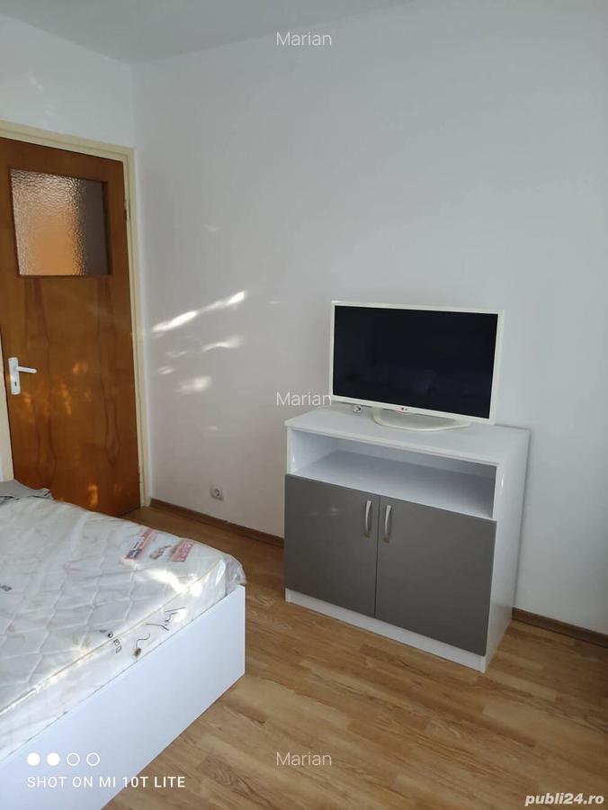 De inchiriat apartament 3 camere - 8
