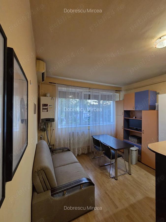Persoana fizica inchiriez apartament o camera - 2