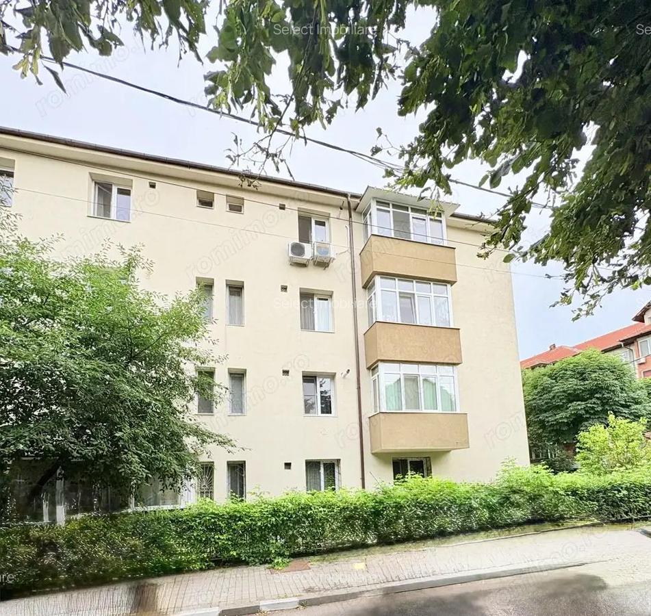Apartament 2 camere, Zona Centrala, Etajul 2/3 - 1