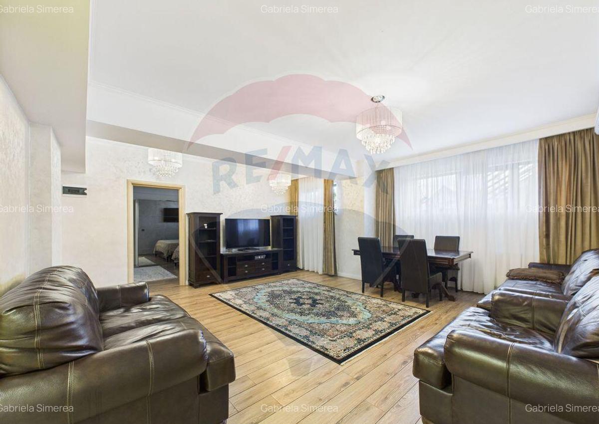 Apartament spatios 4 camere | 122 mp | Damaroaia - 1