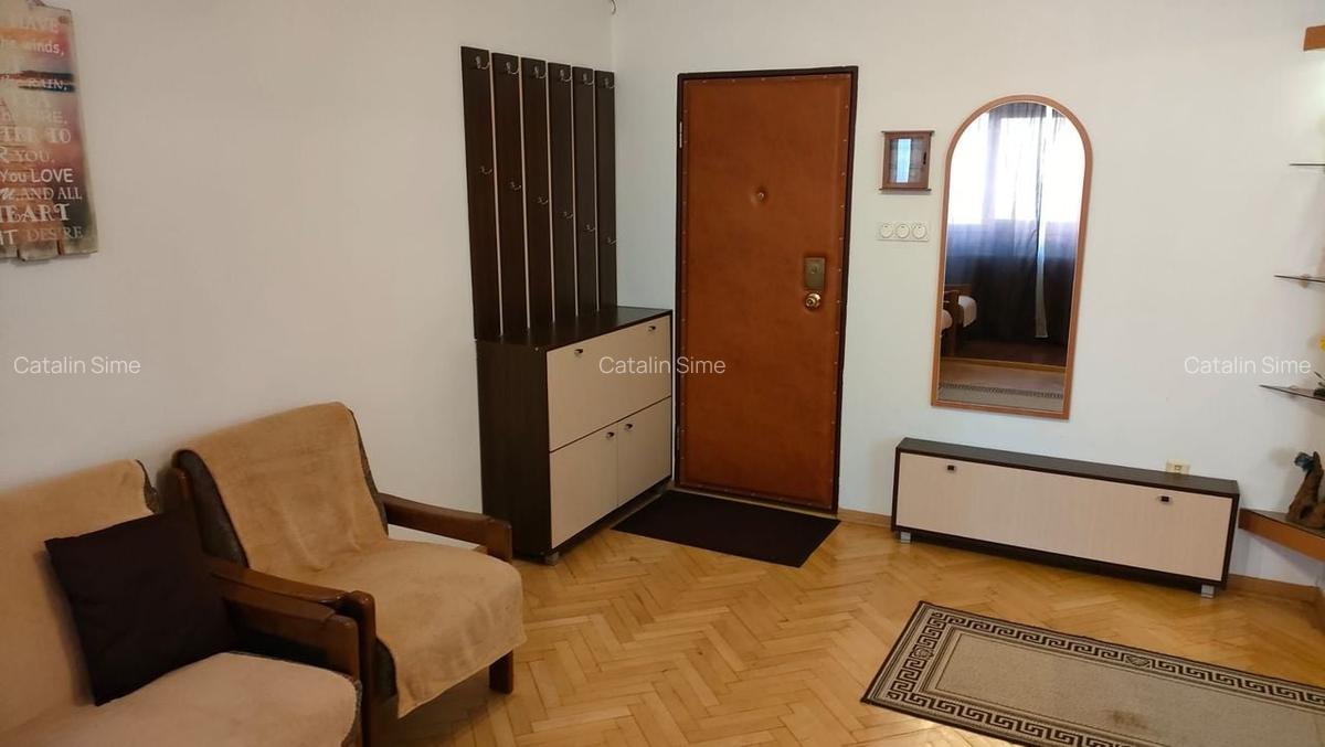 Chirie, 2 camere, mobilat, utilat, Transilvaniei. 300 E. Comision 0 - 3