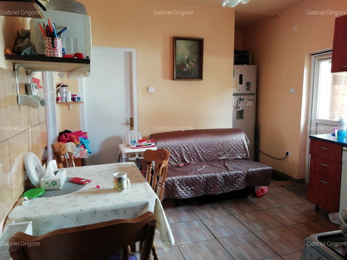 Apartament cu 3 camere decomandat în Griviței - 5