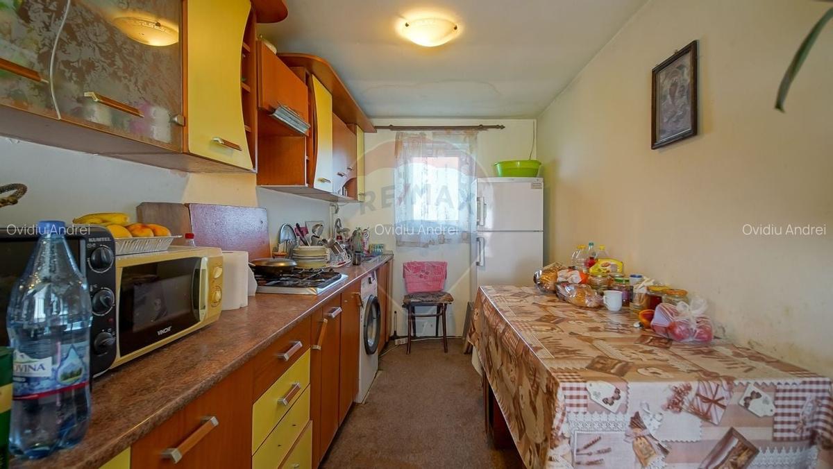 Casa de vanzare in Rasnov, teren 707 mp - 6