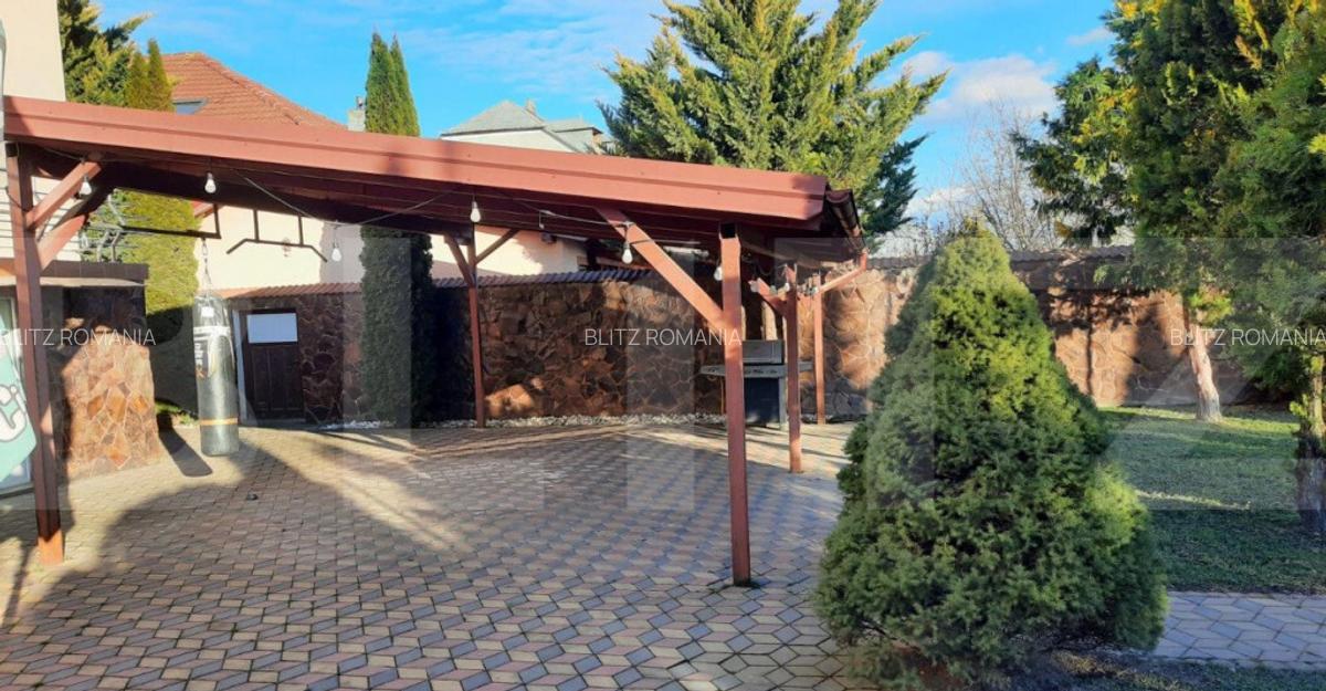 Oportunitate de investitie! Casa individuala 9 camere, 868 - 25