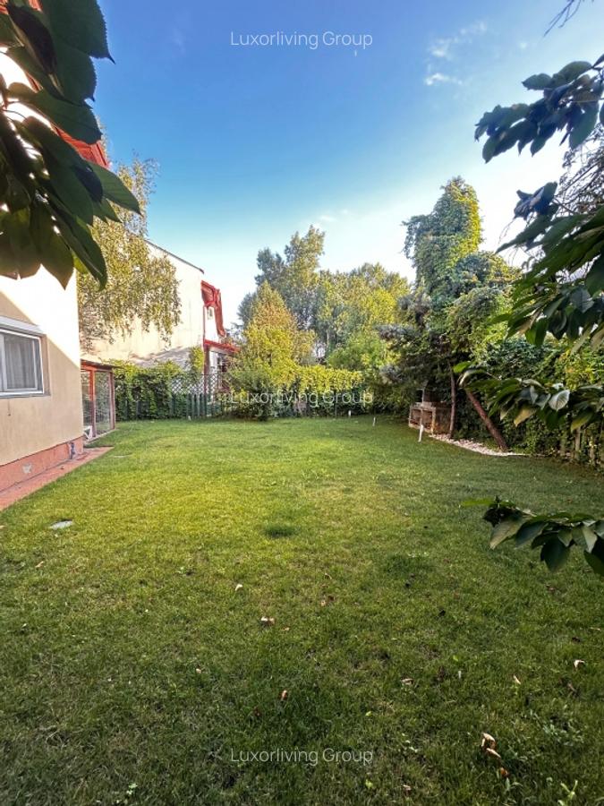 Vila cu 4 camere si Gradina Deosebita Pipera Loc de Joaca Complex Lux - 2