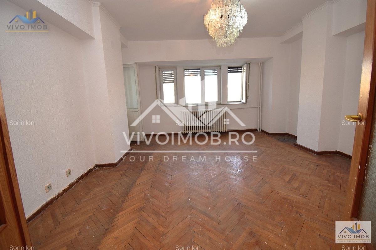 Unirii-Bd. Liberatății |  etaj 5/8 | 67 mp | bloc monolit | vedere Casa Poprului - 2 Unirii-Bd. Liberatății |  etaj 5/8 | 67 mp | bloc monolit | vedere Casa Poprului - 2