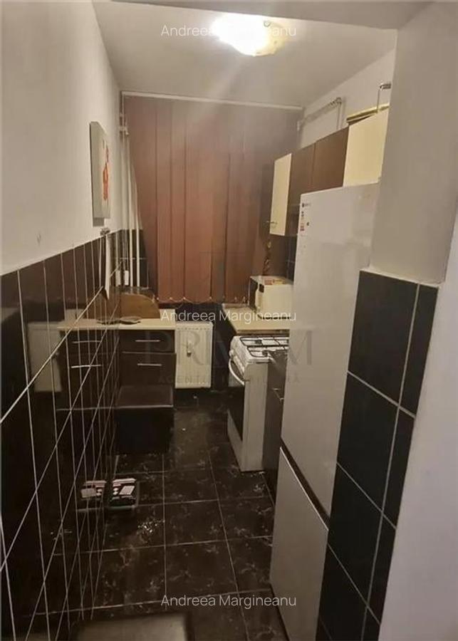 CIRCUMVALATIUNII - 2 Camere - Parter - Boxa - Zona excelenta - 4
