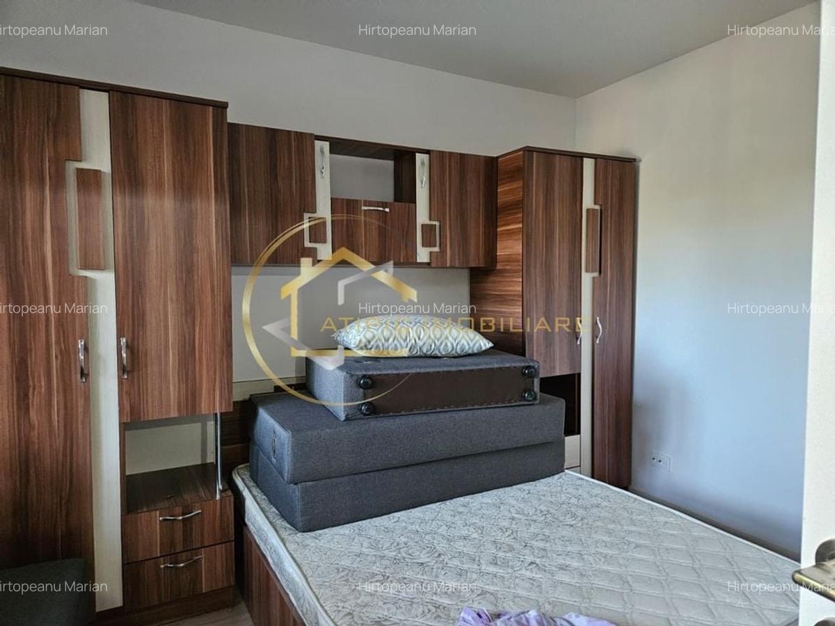 Prima Inchiriere apartament 3 camere Podu Ros - 2