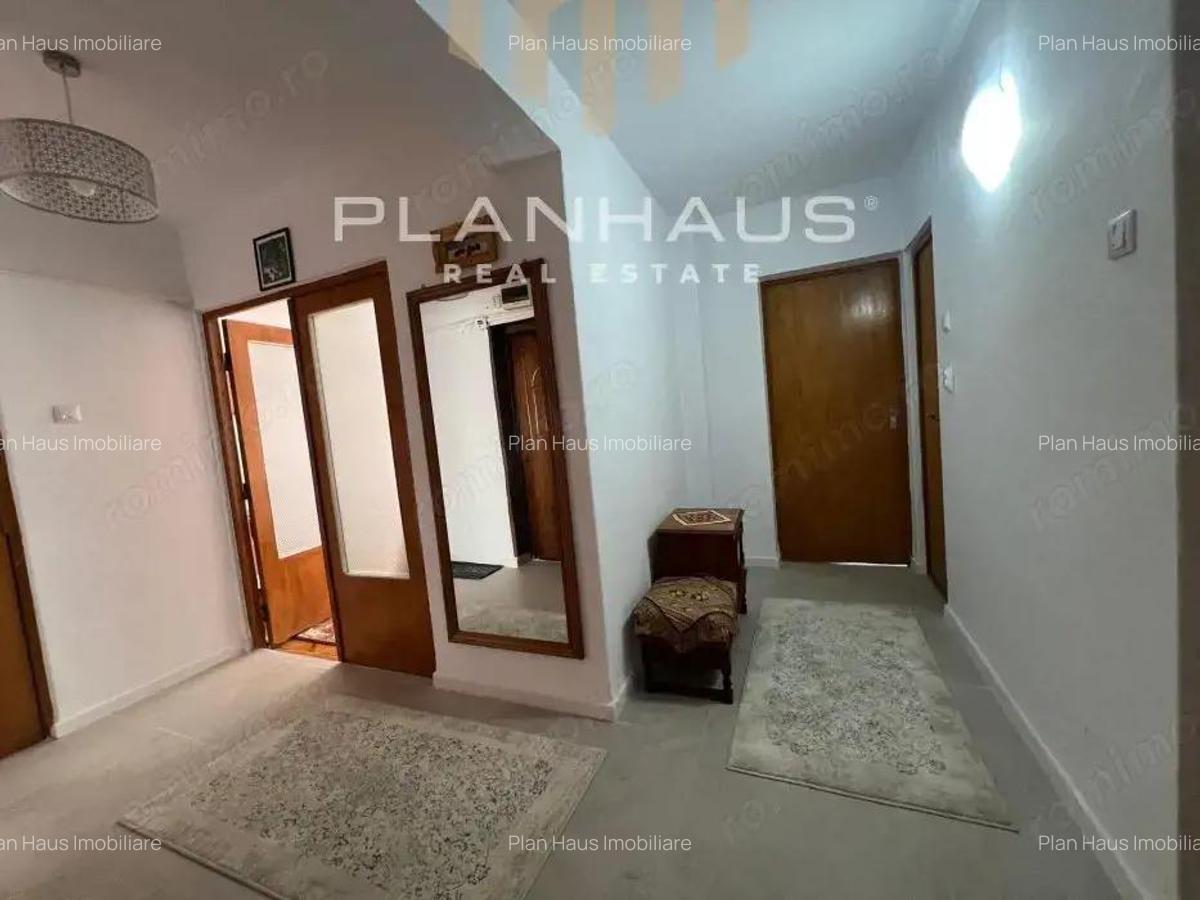 Apartament 3 camere ,ultracentral Biblioteca Judeteana,etaj 1 , garaj sub bloc inclus - 15