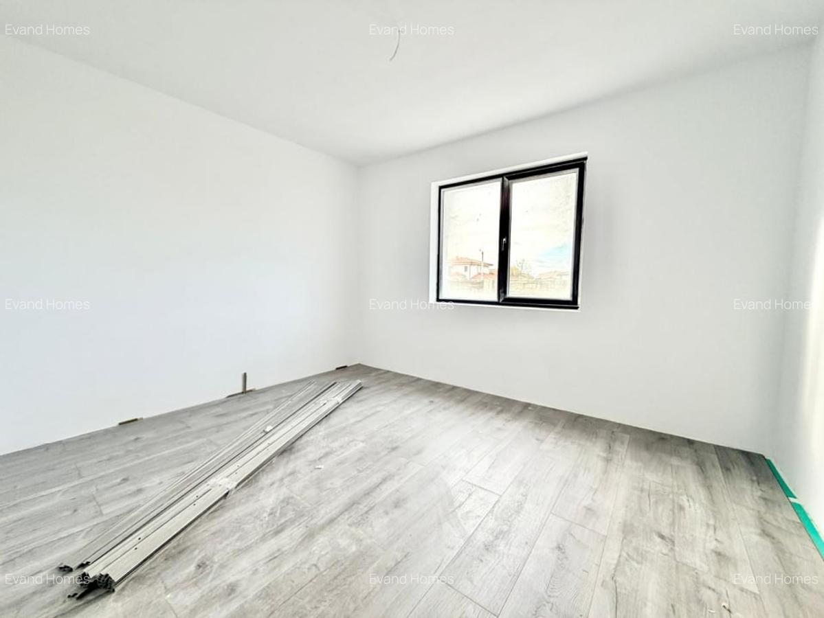 Duplex 4 camere si 2 bai - Toate utilitatile - Mosnita Noua - 7