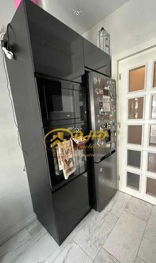 Apartament cu 2 camere situat la Royal Town - 2