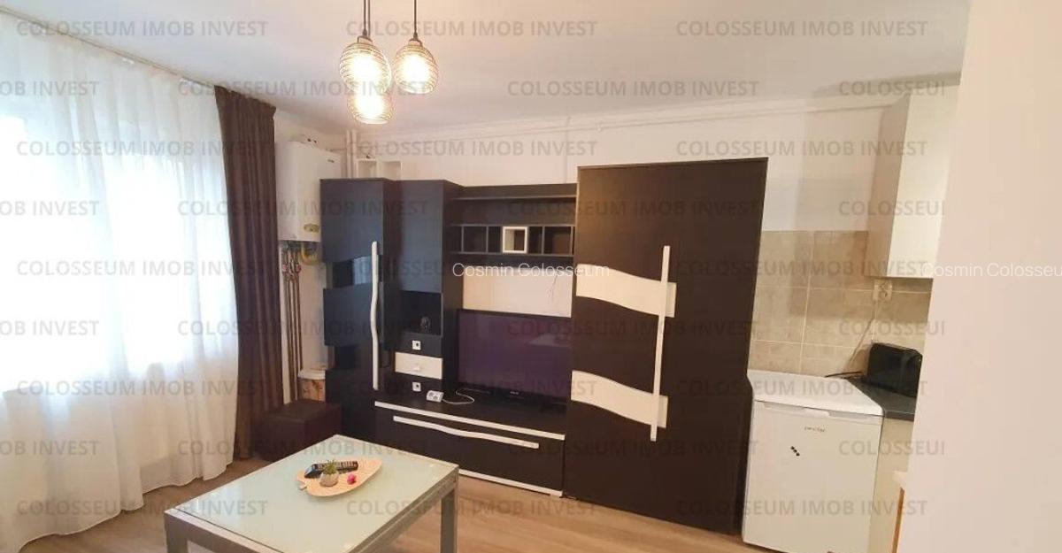 Camera de camin, cu baie si bucatarie, renovata - zona Tractorul - 2