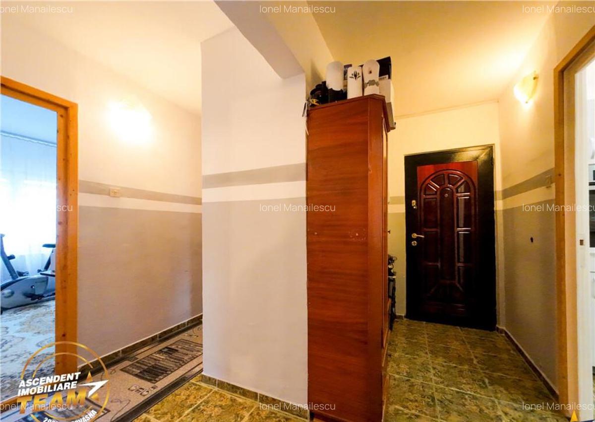 LIVE!Decomandat,pe 4camere,zonare linistita,compozitie frumo - 12