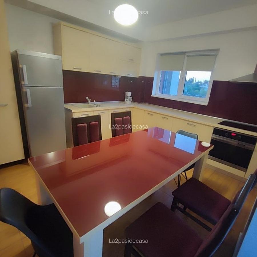 Inchiriere Apartament 2 camere spatios pe malul marii - 13