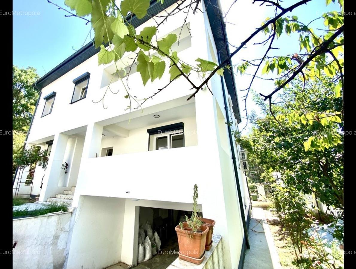 Casă cu 7 camere în Herăstrău - 2
