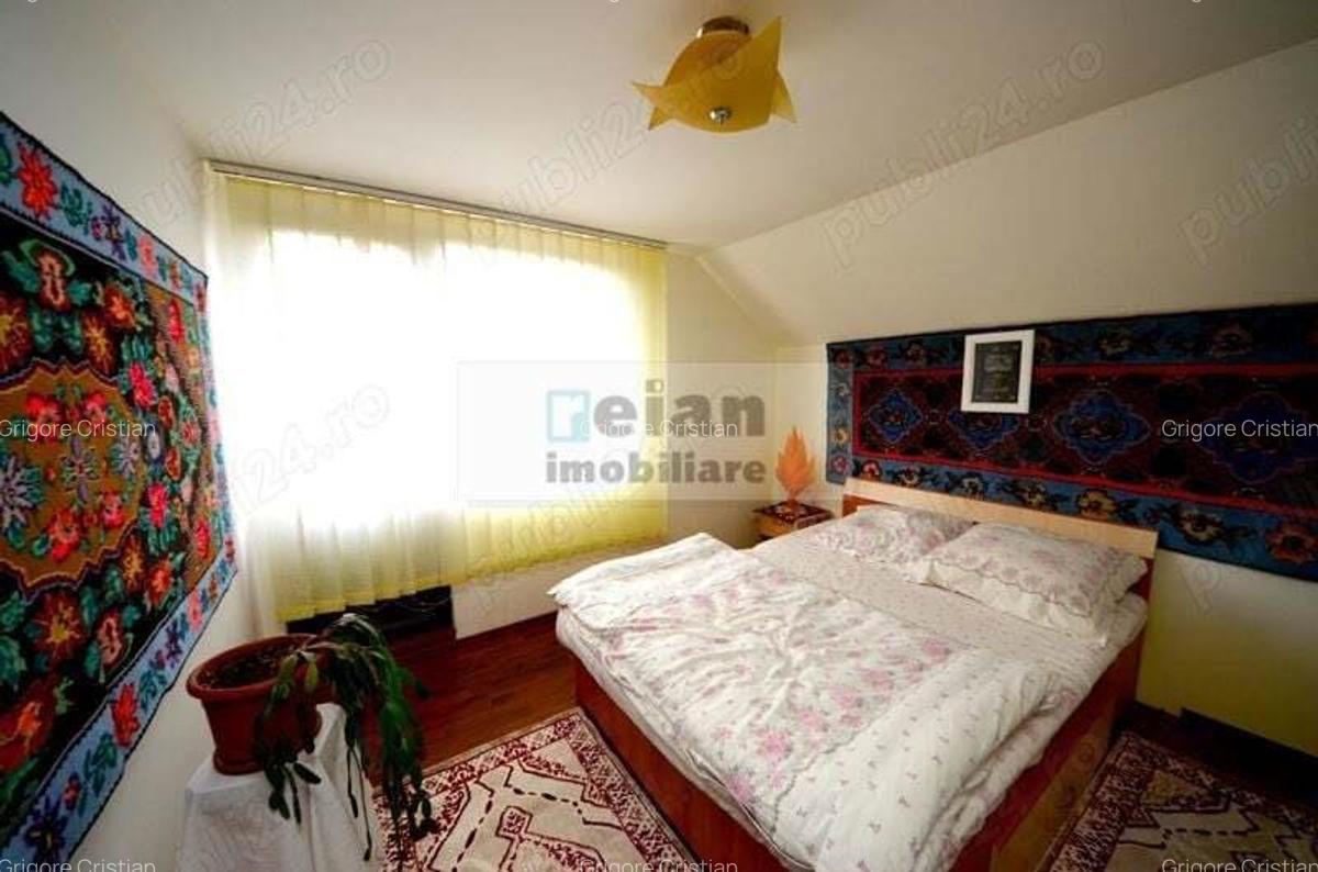 Cheia, Maneciu Pamanteni - Vila 2009, 250mp, 5 Camere, 1300mp Teren - 10