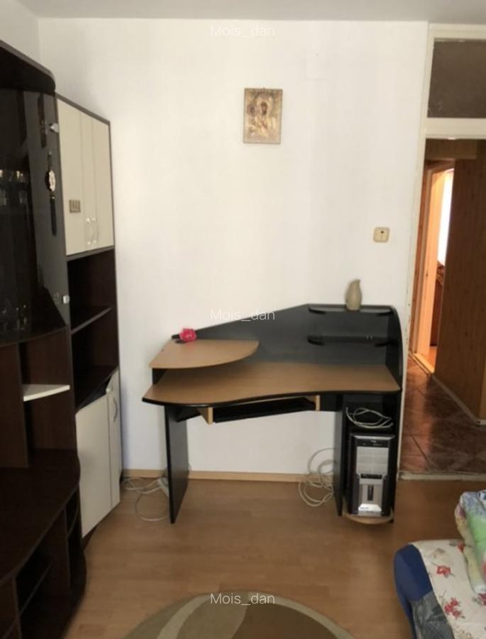 INCHIRIEZ APARTAMENT 3 CAMERE,ETAJ 2,TURNISOR - 12