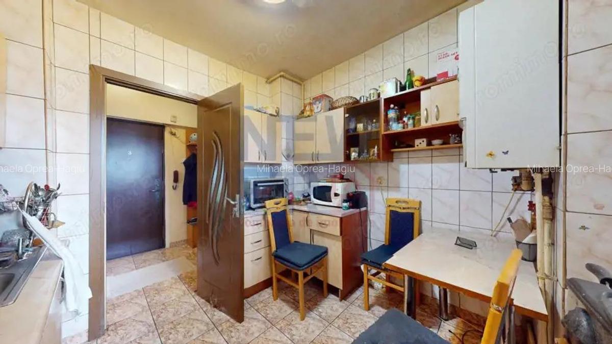 De vanzare-Apartament luminos, decomandat, cu 3 camere?oseaua Titulescu - 8