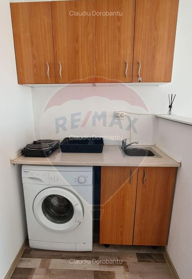 Garsoniera ideala pentru studen?i la baza Colinei ... - 9