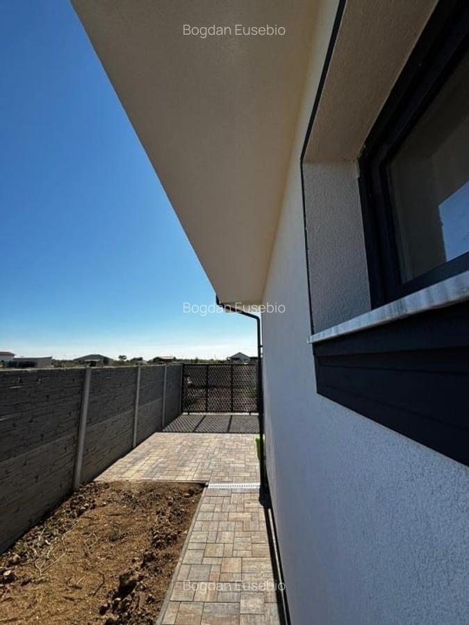 De vanzare 1/2 duplex in Mosnita Noua - 12 De vanzare 1/2 duplex in Mosnita Noua - 12