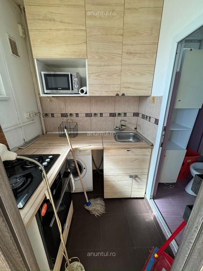 Bld 1 Decembrie, Titan - 8