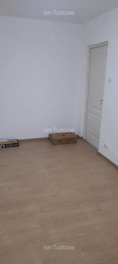 Vand apartament cu doua camere la parter - 5