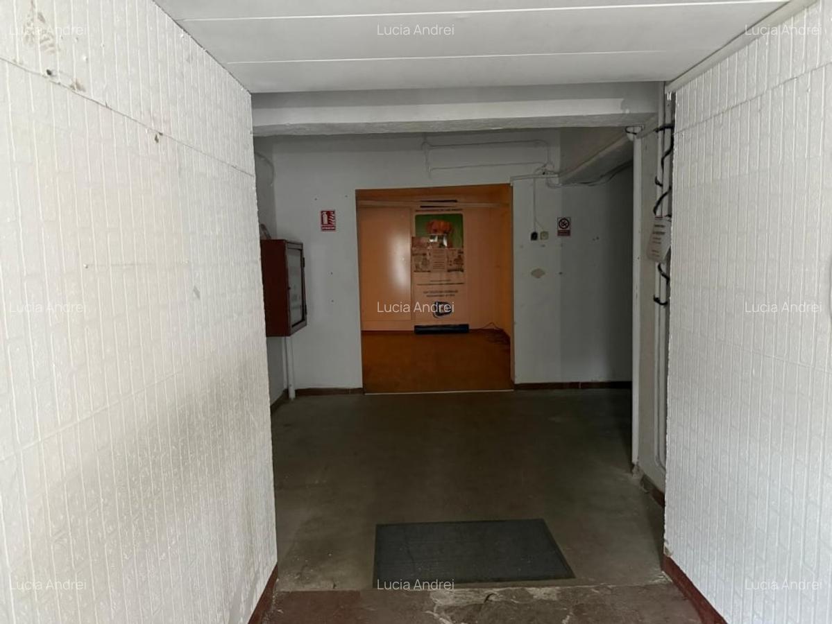 Spațiu comercial, 200 mp în Central - 1