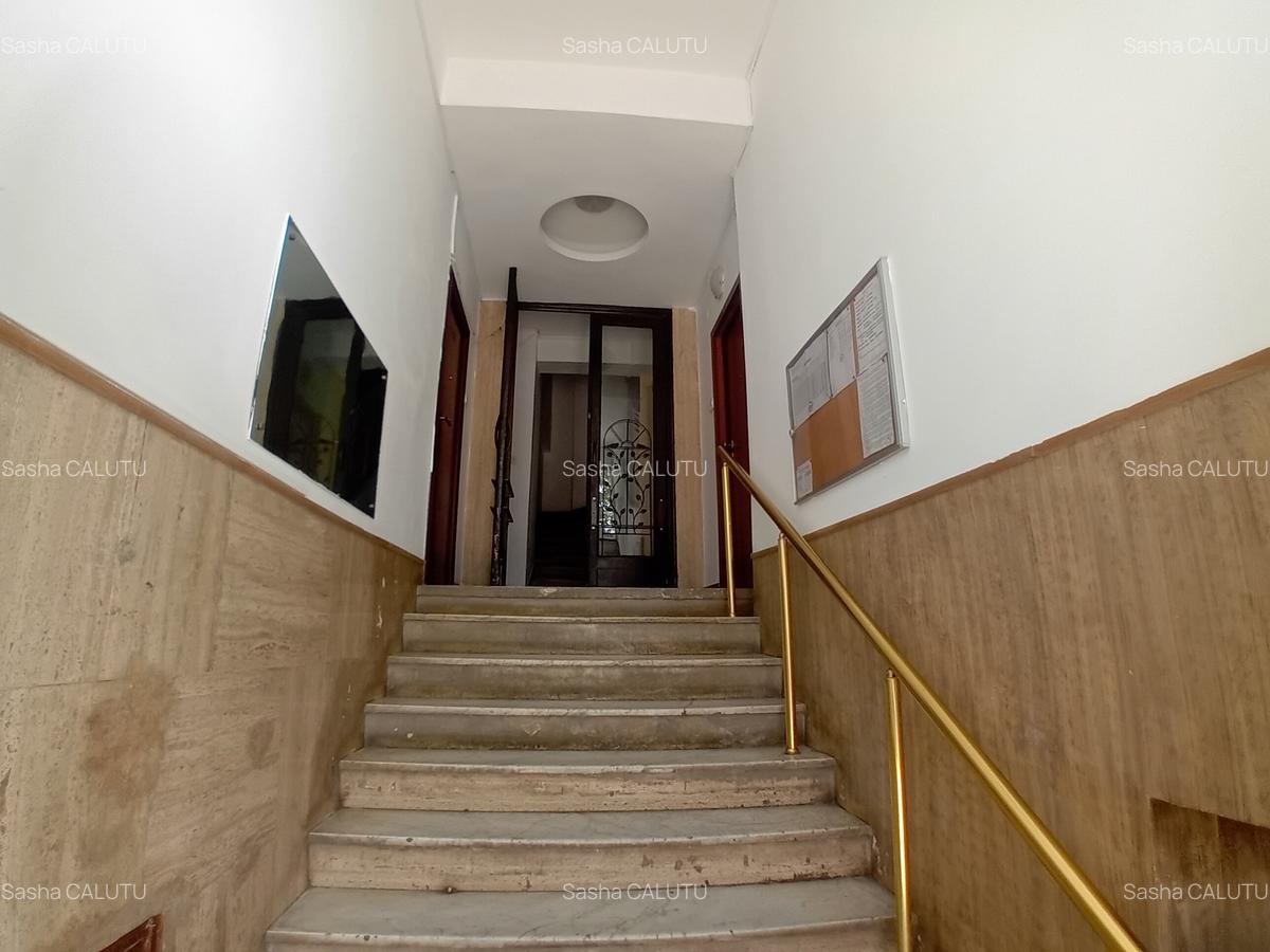Apartament cu 5 camere decomandat, mobilat în Universitate - 7