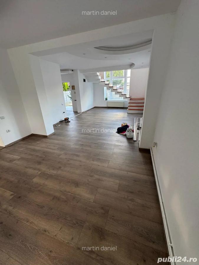 Proprietar vand casa parter+mansarda zona 0 Dumbravita - 4