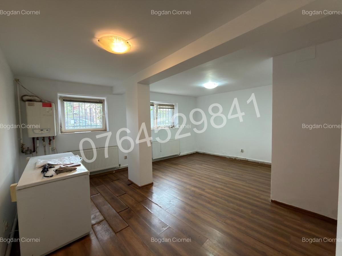 Vanzare garsoniera zona Hala Traian-Calea Călărasilor,Str. Traian 87 - 3