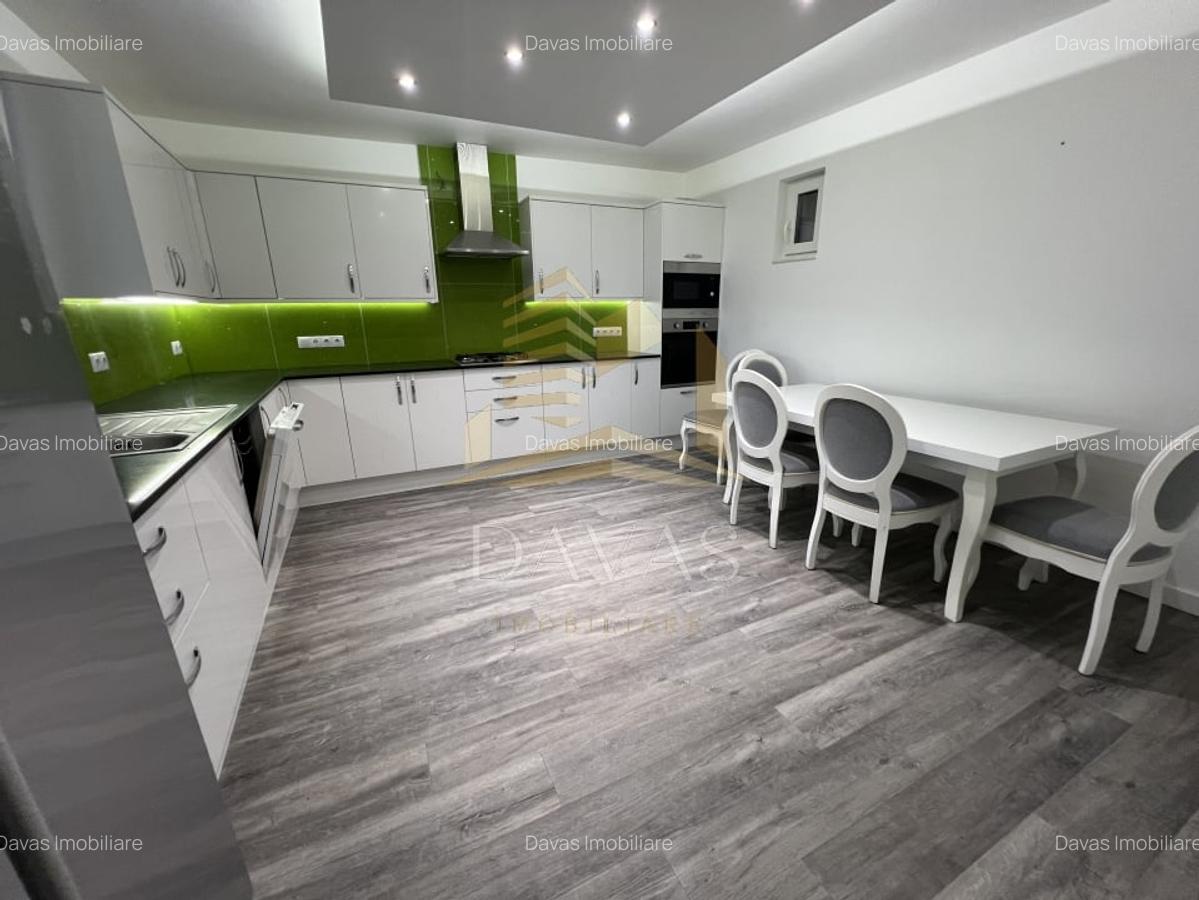 Casa cu finisaje moderne | Dambul Rotund | 6 camere - 8